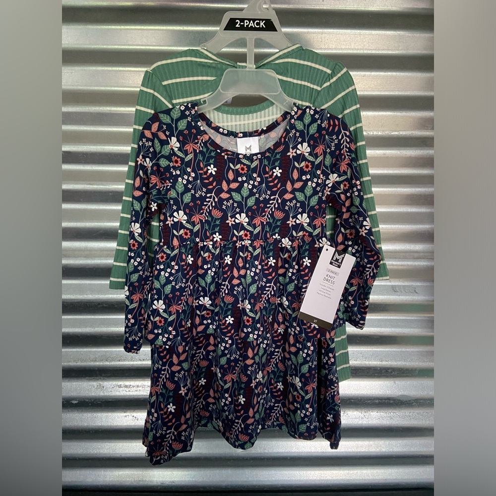 Member’s Mark 
Dress size 3T
Color Green